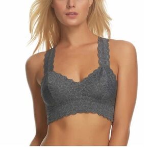5 items for $25 SALE!! Must be Bundled to Ship.